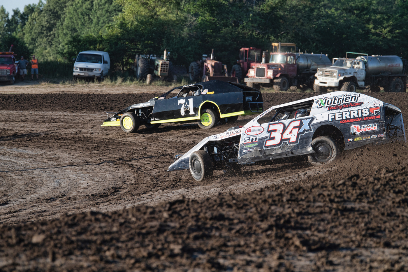 Hitting Pay DirtPerformance Racing Industry