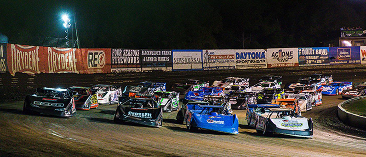 World of Outlaws Late Models on track. Photo by Chris Owens. 