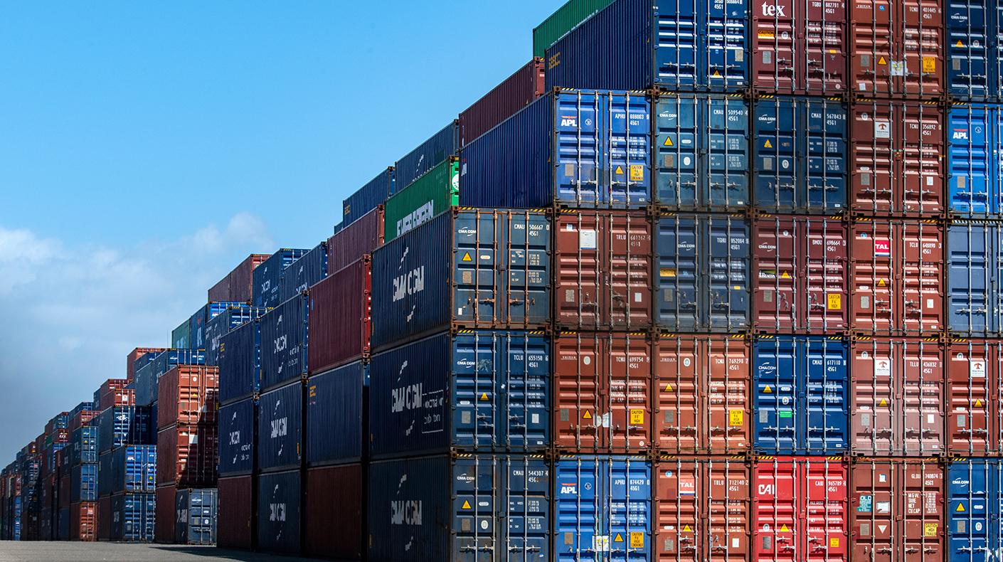 port full of shipping containers for motorsports tariffs story PRI News courtesy of Shutterstock
