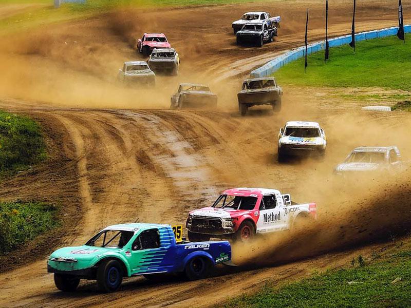 Crandon International Raceway off-road trucks on track